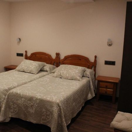 Hostal Extremeno Bejar Exterior photo