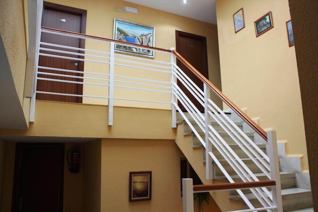 Hostal Extremeno Bejar Exterior photo